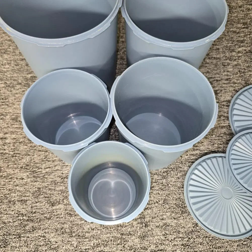 VTG Tupperware Servalier Nesting Canister Set of 5 Country Blue 5 Lids 1 Cracked